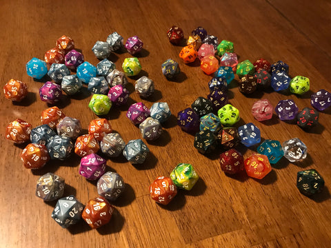 Single D20 from Chessex Assorted Menagerie #7 Dice (randomly chosen)